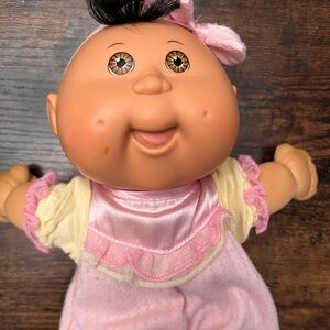 Cabbage Patch Kids Newborn Baby Tan Color Vinyl Head Soft Body 2005 Pink Outfit